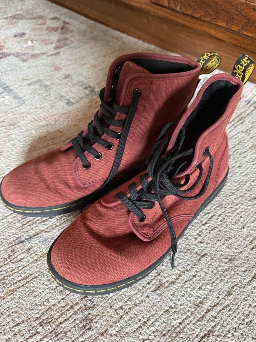 Dr. Martens Shoreditch Canvas Boots Womens 7 Red Lace Up Combat Ankle Docs EU 38 - Picture 3 of 7